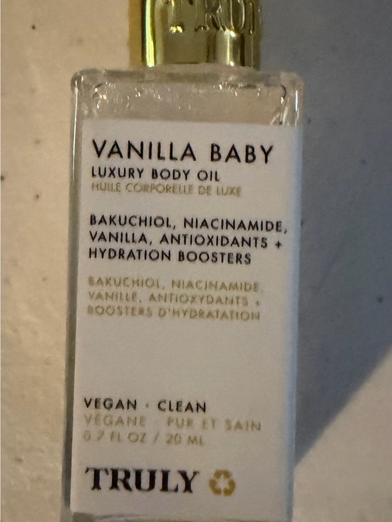 TRULY Other - Truly Vanilla Baby Luxury Body Oil - Mini 20ml